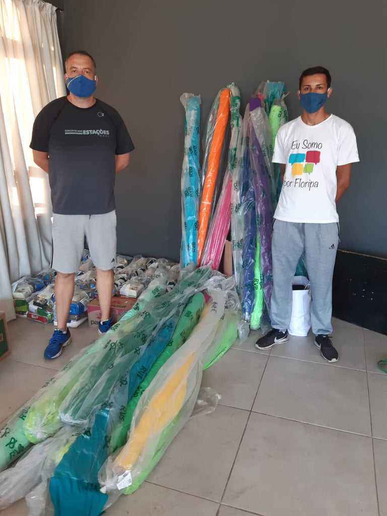 Campanha de doação faz enorme sucesso com arrecadação de camisetas para confecção de máscaras